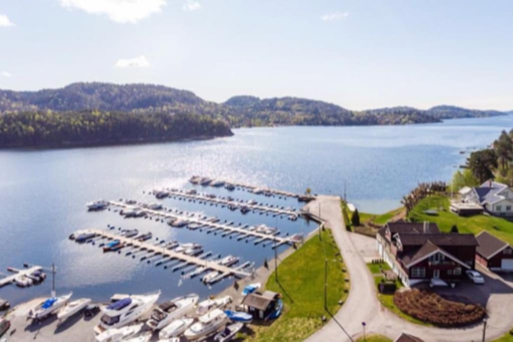 Ferienwohnung Leilighet Ved Sjoen Med Strand Porsgrunn Exterior foto